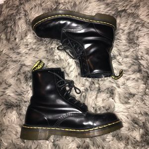 Dr Martens black size 8
